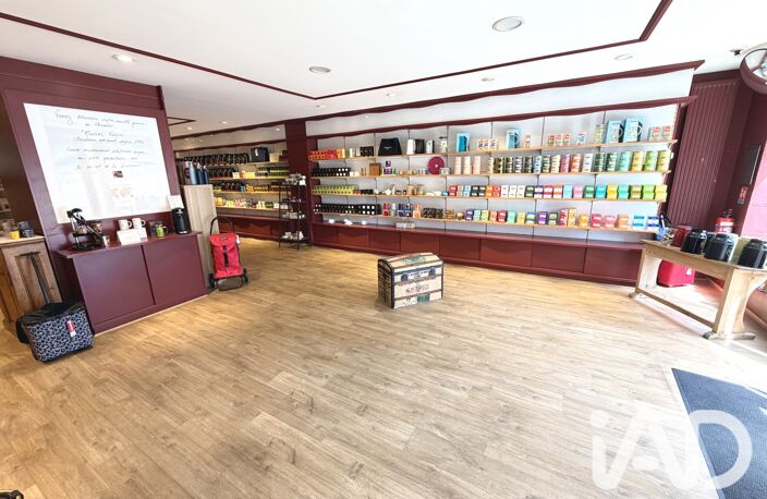 Vente Boutique/Local commercial 253 m&sup2; — photo 3