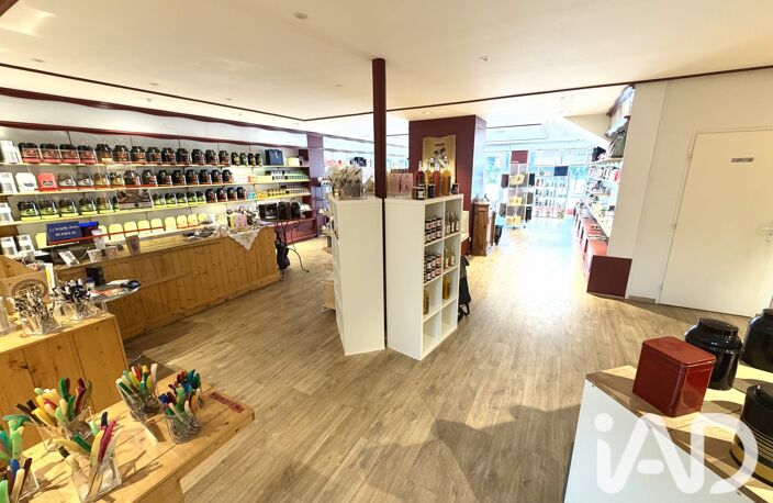 Vente Boutique/Local commercial 253 m&sup2; — photo 4