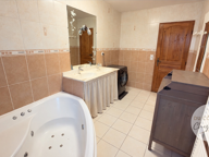 À vendre   Maison de plain-pied de 127 m2 avec sous-sol tota — photo 3