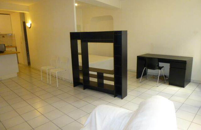 2P+C  MEUBLE - 9 RUE DES CLERCS — photo 4