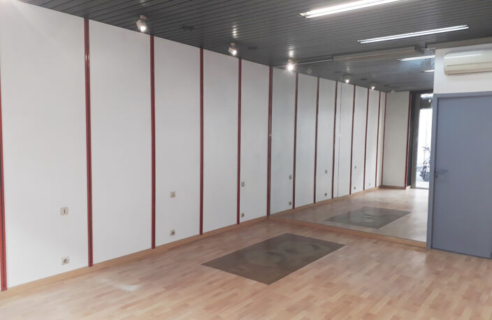 HYERES local commercial centre-ville 34,20 m2 — photo 3