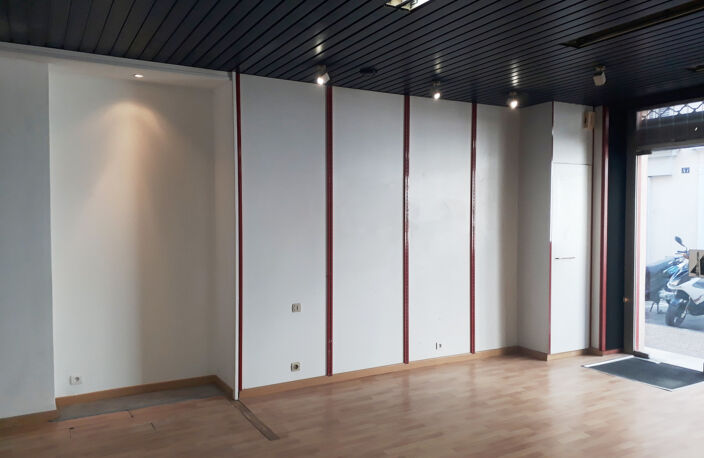 HYERES local commercial centre-ville 34,20 m2 — photo 5