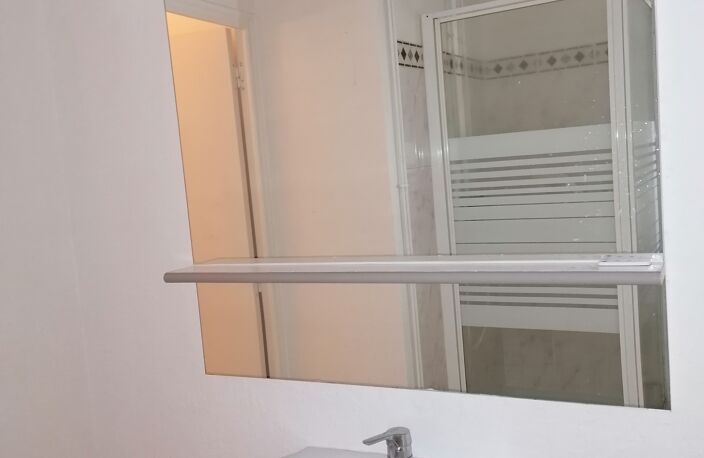 F2 Place Arago — photo 5