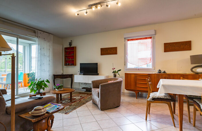 Appartement type 4 avec véranda, balcons, garage et parking, Domaine de Valenson, Guilherand-Granges (07) — photo 3