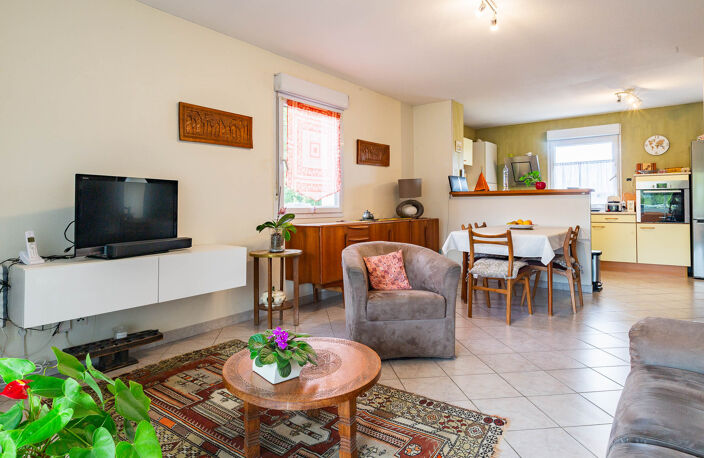 Appartement type 4 avec véranda, balcons, garage et parking, Domaine de Valenson, Guilherand-Granges (07) — photo 5