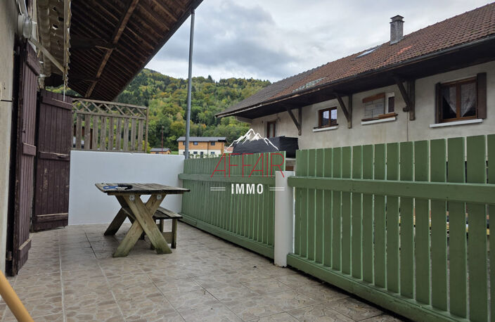 MAISON DE VILLAGE MITOYENNE de 185 m2 - (74550) DRAILLANT — photo 3
