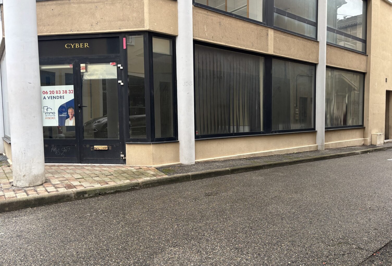 Immobilier Professionnel à vendre Romans-sur-Isère — photo 1