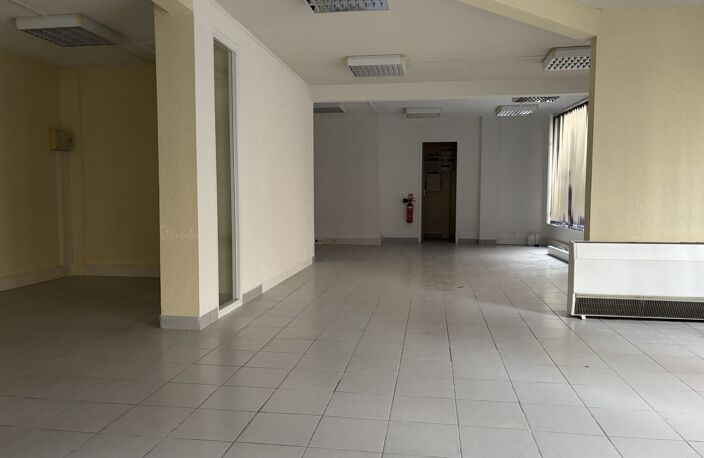 Immobilier Professionnel à vendre Romans-sur-Isère — photo 2