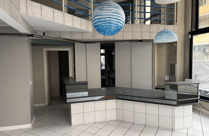 Immobilier Professionnel à vendre Romans-sur-Isère — photo 2