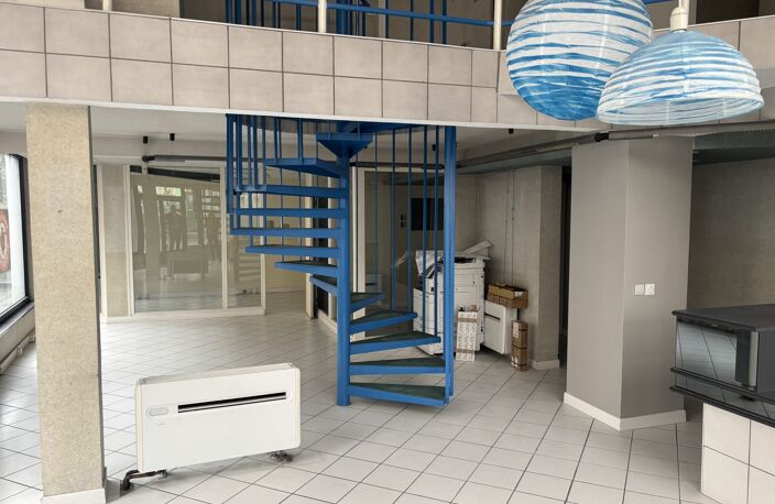 Immobilier Professionnel à vendre Romans-sur-Isère — photo 4