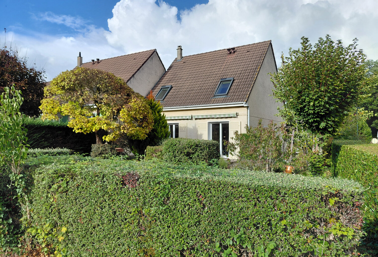 A LA CHARITE SUR LOIRE 58, Accés Rapide A77, 3ch,  habitable — photo 1