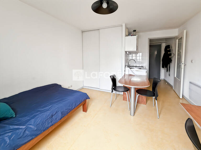 Studio meublé dans une résidence étudiante à Valence — photo 1