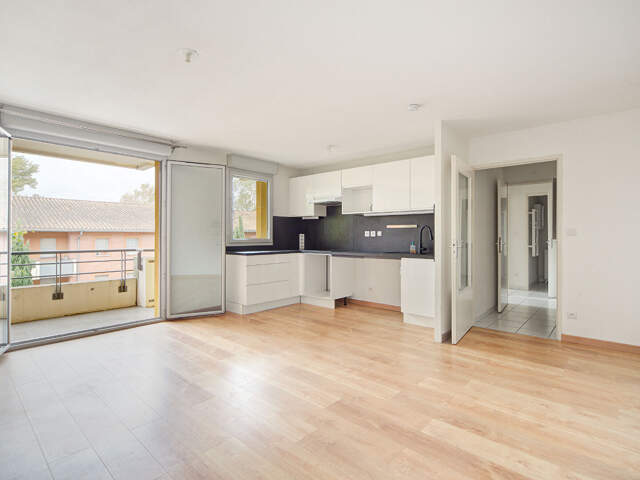 TOULOUSE 31200 - T3 avec balcon, piscine et ascenseur ! — photo du bien