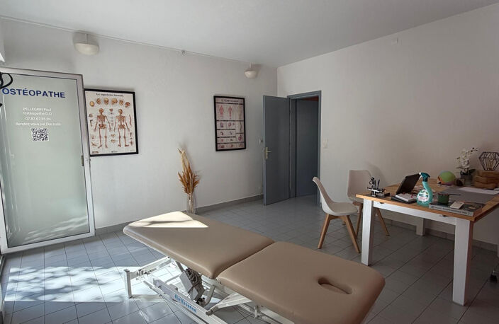 Palette-Le Tholonet-Local de 41m2 — photo 2
