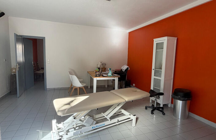 Palette-Le Tholonet-Local de 41m2 — photo 3