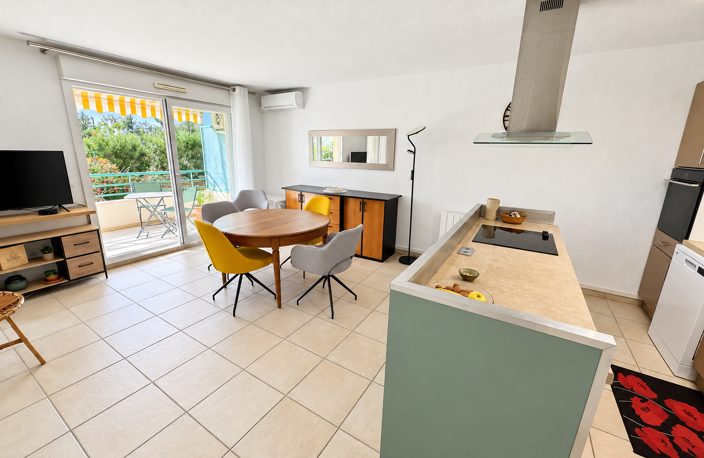 VILLENEUVE-LOUBET - VAUGRENIER - 4 PIÈCES - TERRASSES - PISC — photo 3
