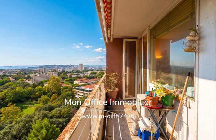 Référence : 7426-NZW - Appartement 5 pièces à rénover - vue panoramique, box fermé, cave — photo 2