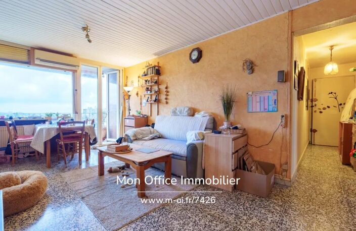Référence : 7426-NZW - Appartement 5 pièces à rénover - vue panoramique, box fermé, cave — photo 3