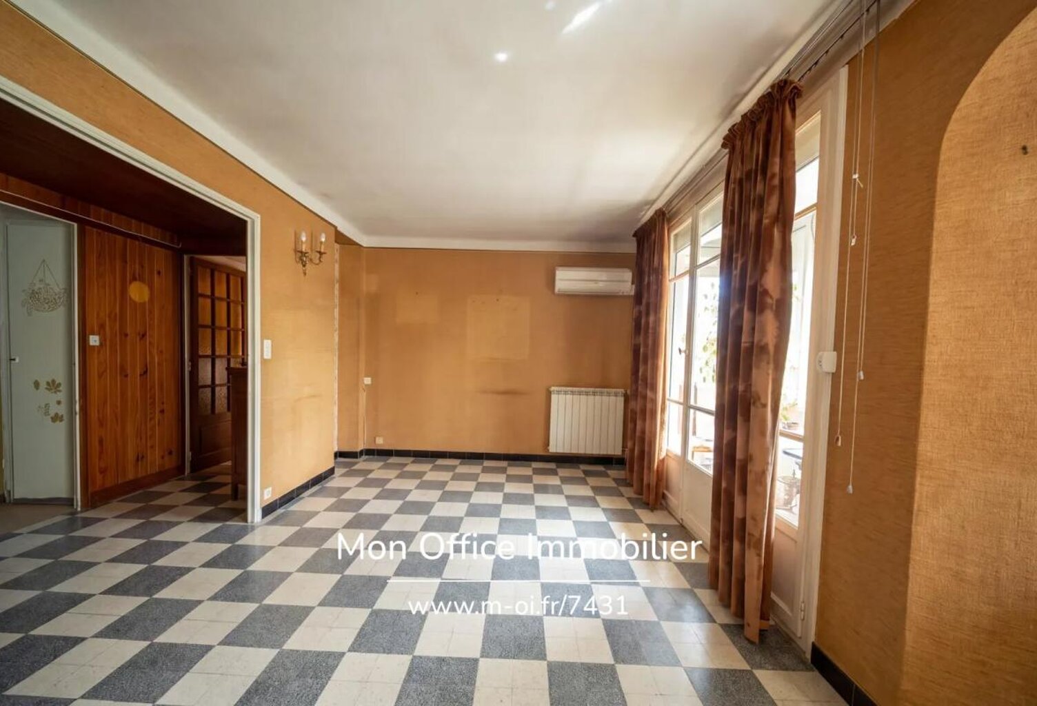 Référence : 7431-ASA - Appartement 5 pièces avec balcon, deux loggias et un garage fermé — photo 1