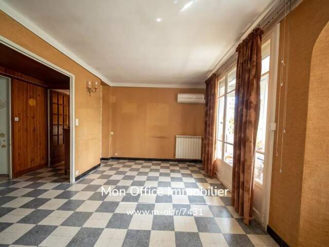 Référence : 7431-ASA - Appartement 5 pièces avec balcon, deux loggias et un garage fermé — photo du bien