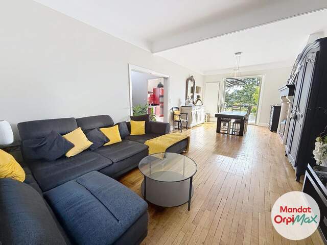 UNE MAISON DE CHARME AUX BEAUX VOLUMES ET AUX MULTIPLES ATOUTS ! — photo du bien