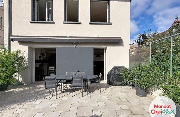 UNE MAISON DE CHARME AUX BEAUX VOLUMES ET AUX MULTIPLES ATOUTS ! — photo 3