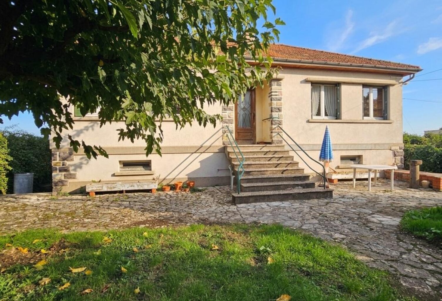 Maison à vendre/3 chambres/80m²/Sous sol/Jardin à Vertaizon 63 — photo 1