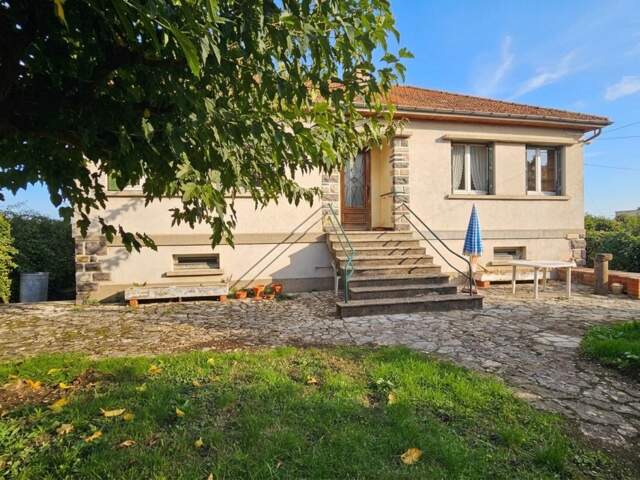 Maison à vendre/3 chambres/80m²/Sous sol/Jardin à Vertaizon 63 — photo du bien