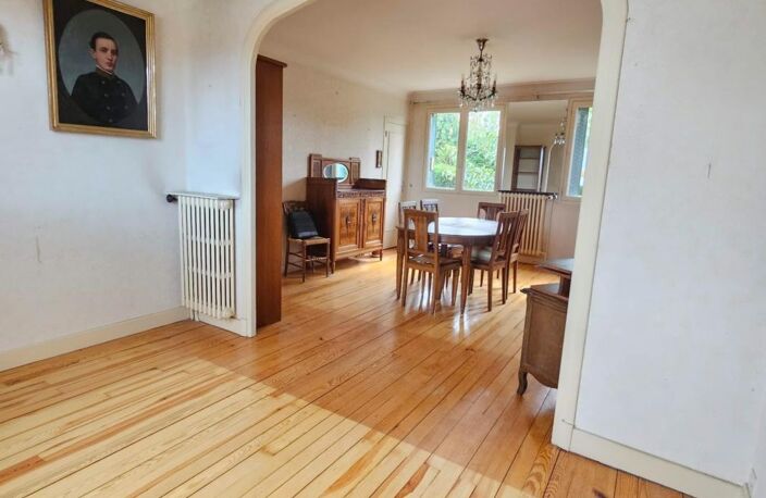 Maison à vendre/3 chambres/80m²/Sous sol/Jardin à Vertaizon 63 — photo 5