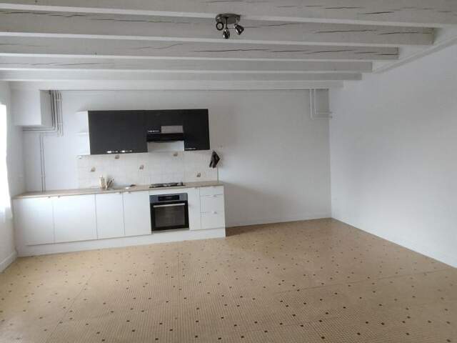 SAINT FRONT en Charente, maison 90 m², rénovée 3 chambres, abri pour voiture et terrain 1017 m² — photo du bien