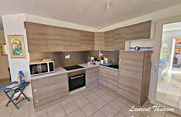 Maison plain-pied 5 pièces 3 chambres avec piscine chauffée sur terrain de 3 ha — photo 4