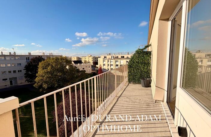 Ifs La Plaine - T3 Lumineux - situé au calme - Triple exposition- Balcon filant - Vue panoramique sans vis-à-vis — photo 5
