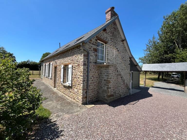 Havre de paix : Maison en pierre rénovée et son verger de 150 pommiers — Rare sur le marché — photo 1
