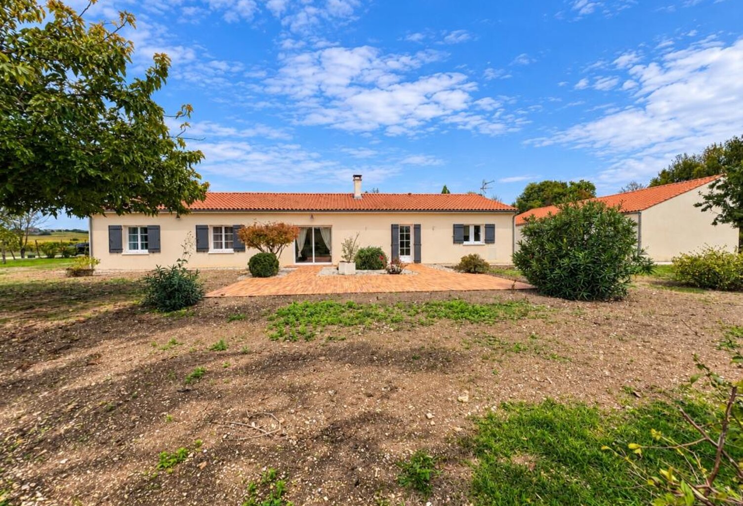 Maison PLAIN PIED à vendre 7 pièces  (17) — photo 1