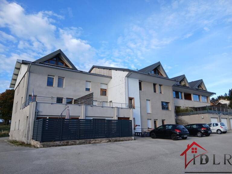 Superbe T2 de 48 m2 avec Garage & Tennis -- Au pied des piste — photo 1