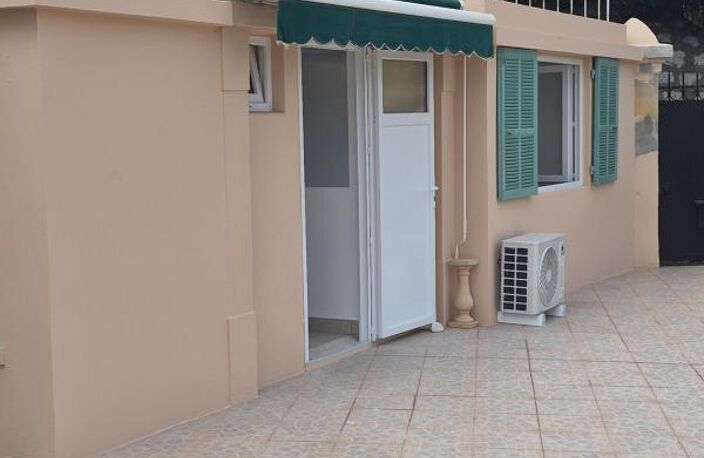 Appartement de 51 M dont 1 chambre individuelle, Terrasse de — photo 2