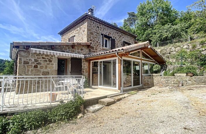 Maison en pierre D'env.102 m², véranda, 3 chbrs, dépendances — photo 3