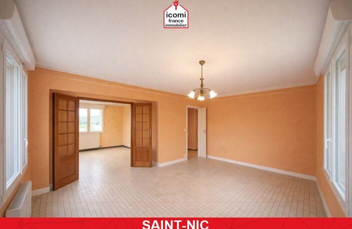 FINISTERE - Saint-Nic (29550) - A VENDRE - MAISON 140 M² - 6 CHAMBRES - PROCHE MER - TRAVAUX A PREVOIR - SOUS- SOL COMPLET - JARDIN - PLACES DE PARKING POSSIBLE — photo 3