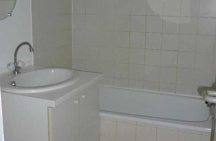 T2 — photo 2