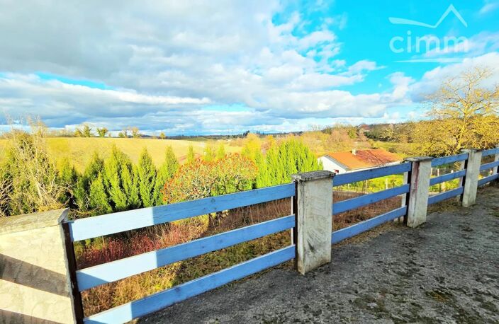 Maison sur sous-sol avec terrain de 915 m² Vue dégagée — photo 2
