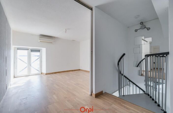 Appartement type 3 en duplex à proximité immédiate des facultés de saint Jérôme — photo 4