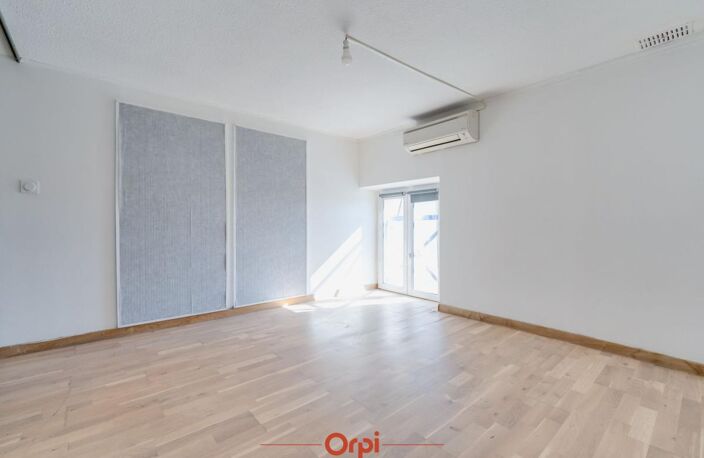 Appartement type 3 en duplex à proximité immédiate des facultés de saint Jérôme — photo 5