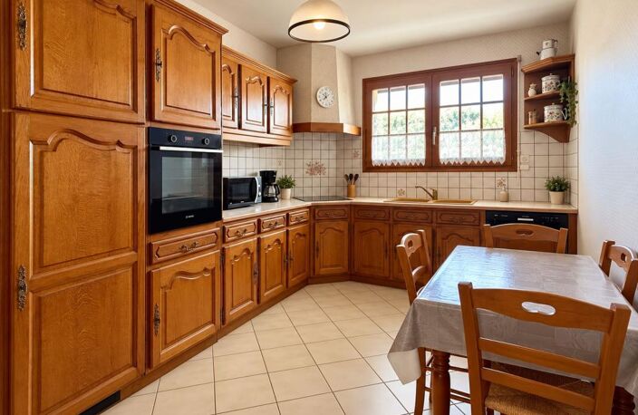 Lagord - Maison plain-pied 142 ² - 3 chambres / 1 bureau - jardin - garage - cave — photo 3