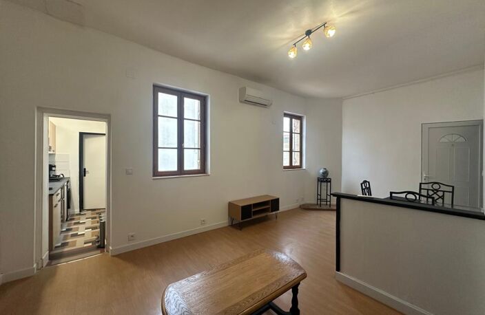 Appartement À Louer — photo 2