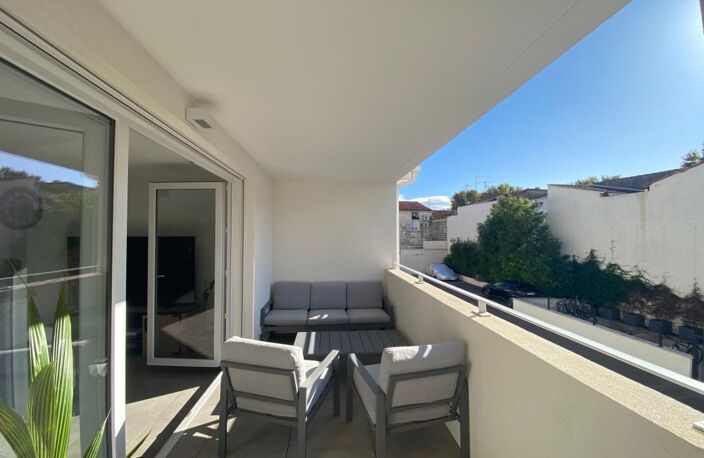 Appartement À Vendre — photo 2