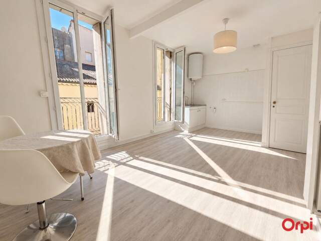 Vente BEZIERS Appartement 2 pièces avec garage — photo du bien