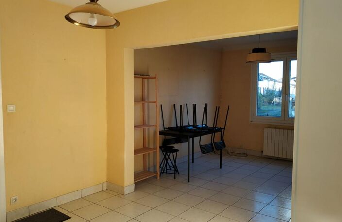 Maison à louer de 108,06 m2 - 3 chambres - garage - MORCENX LA NOUVELLE — photo 3
