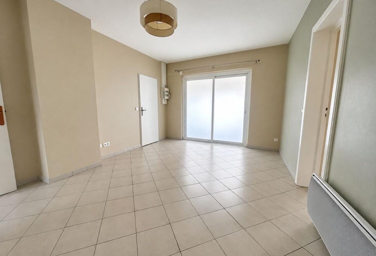 🏡 DAX – T3 de 61 m² avec balcon et grand garage, proche commerces et gare — photo 1