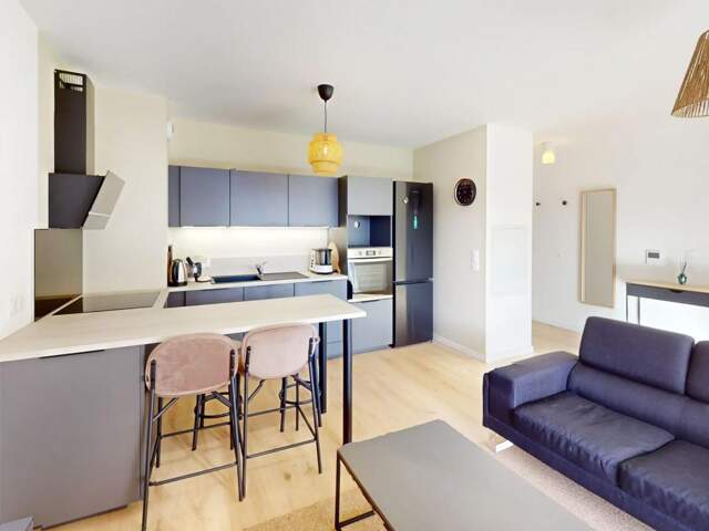 Appartement À Vendre — photo du bien