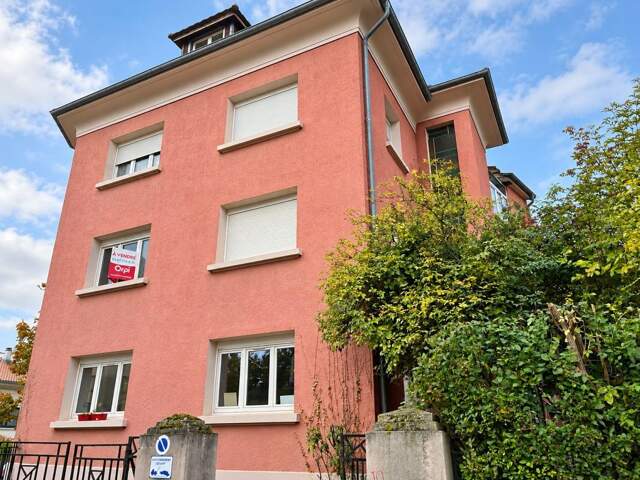 Appartement À Vendre — photo du bien